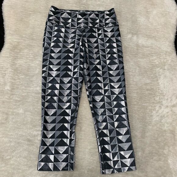 Nike Dri‎ Fit Geometric Black Gray Cropped Gym Yoga Leggings Size XS - Picture 1 of 6